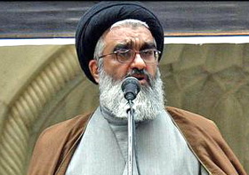 امام جمعه قم: سادات مروج فرهنگ فاطمی باشند